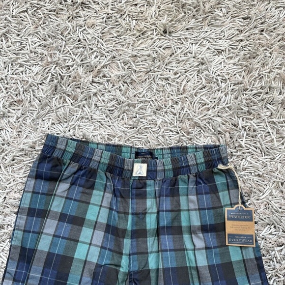 Pendleton Pants Soft Relaxed Wool En Mills Blue Plaid NWT Men's Sz Medium - Picture 4 of 6